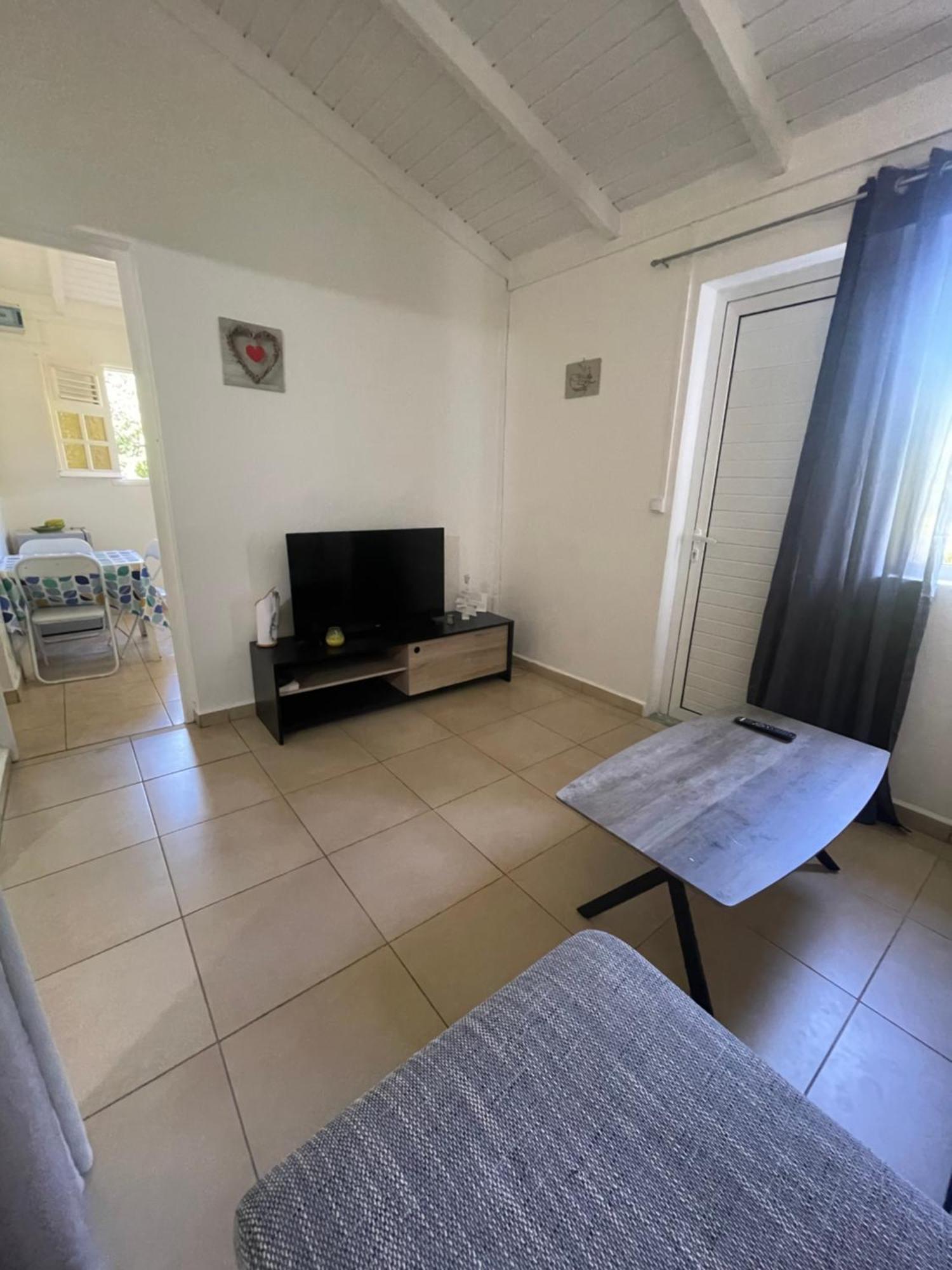 Ti Kaz A Krol Et Harry Apartment Sainte-Rose